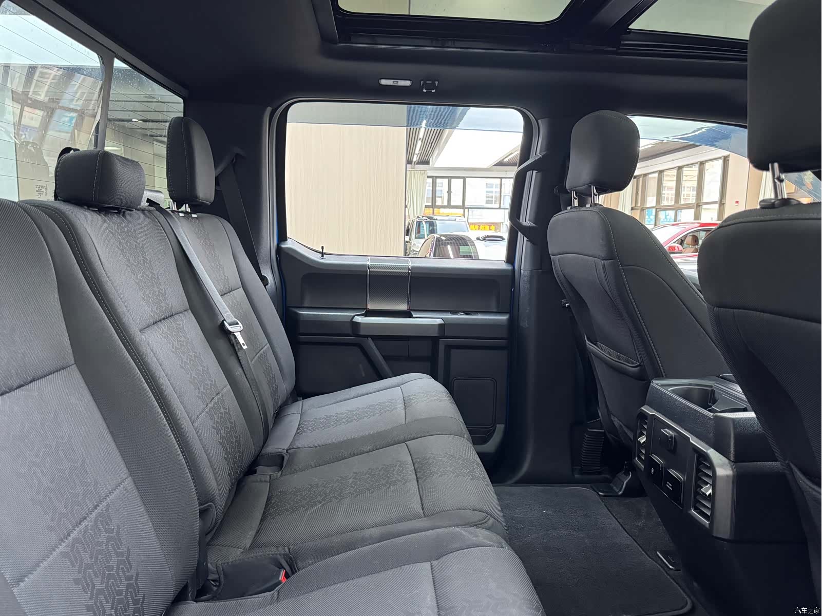 Ford F-150, 2020 10