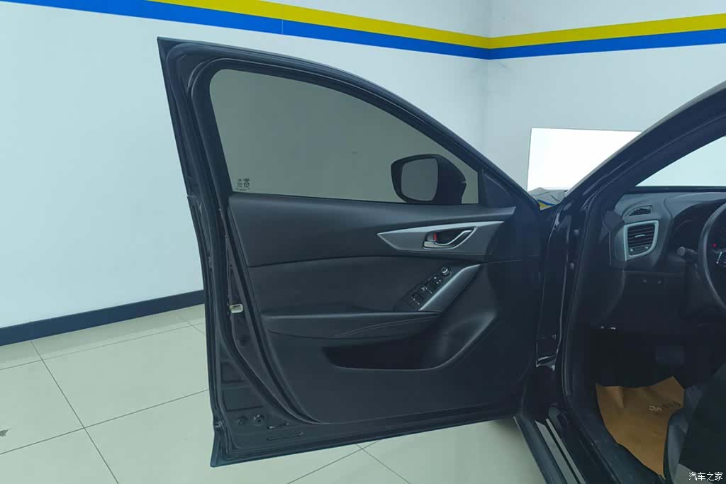 Mazda CX-4, 2019 7