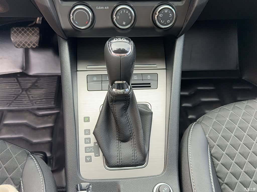 Skoda Octavia, 2018 9