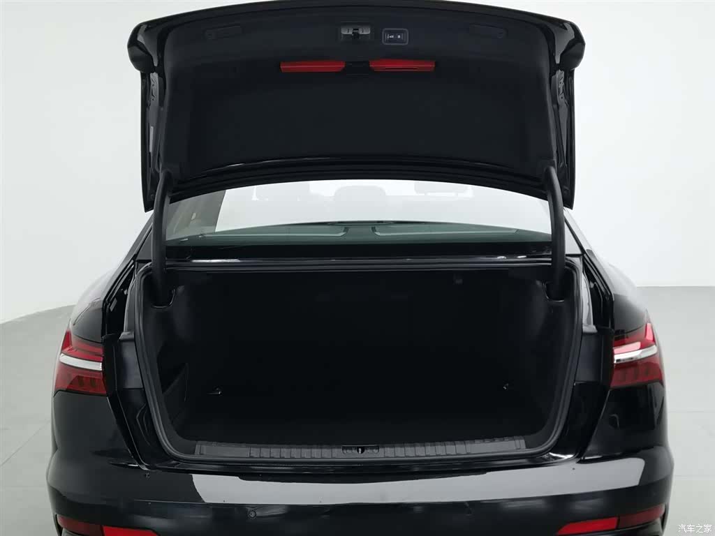 Audi A6L, 2022 16