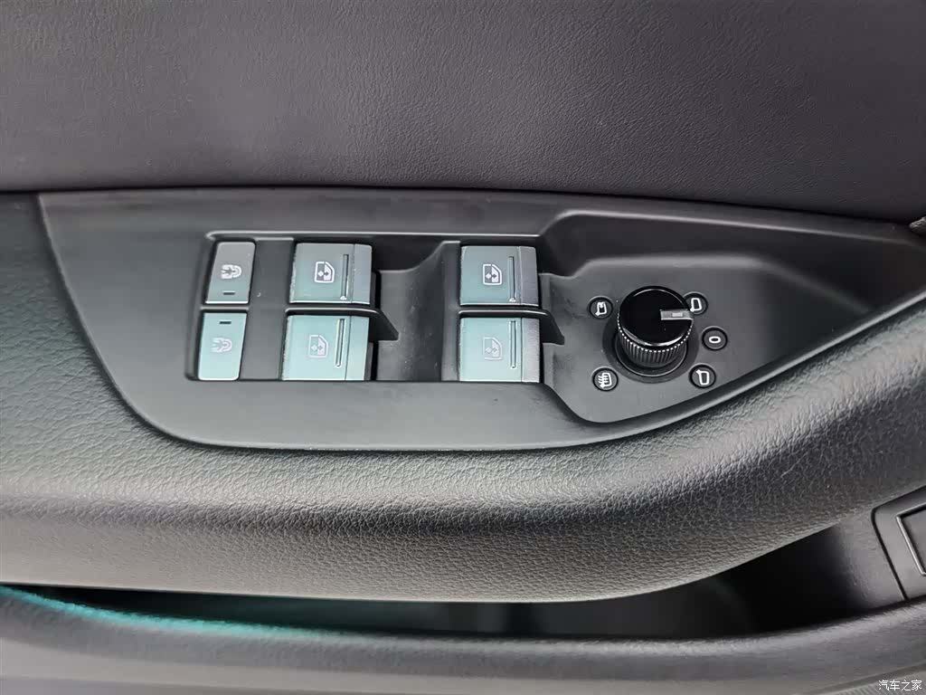 Audi A6L, 2022 9