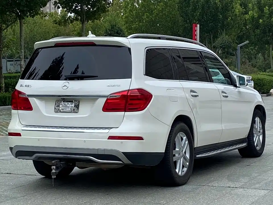 Mercedes-Benz GL grade