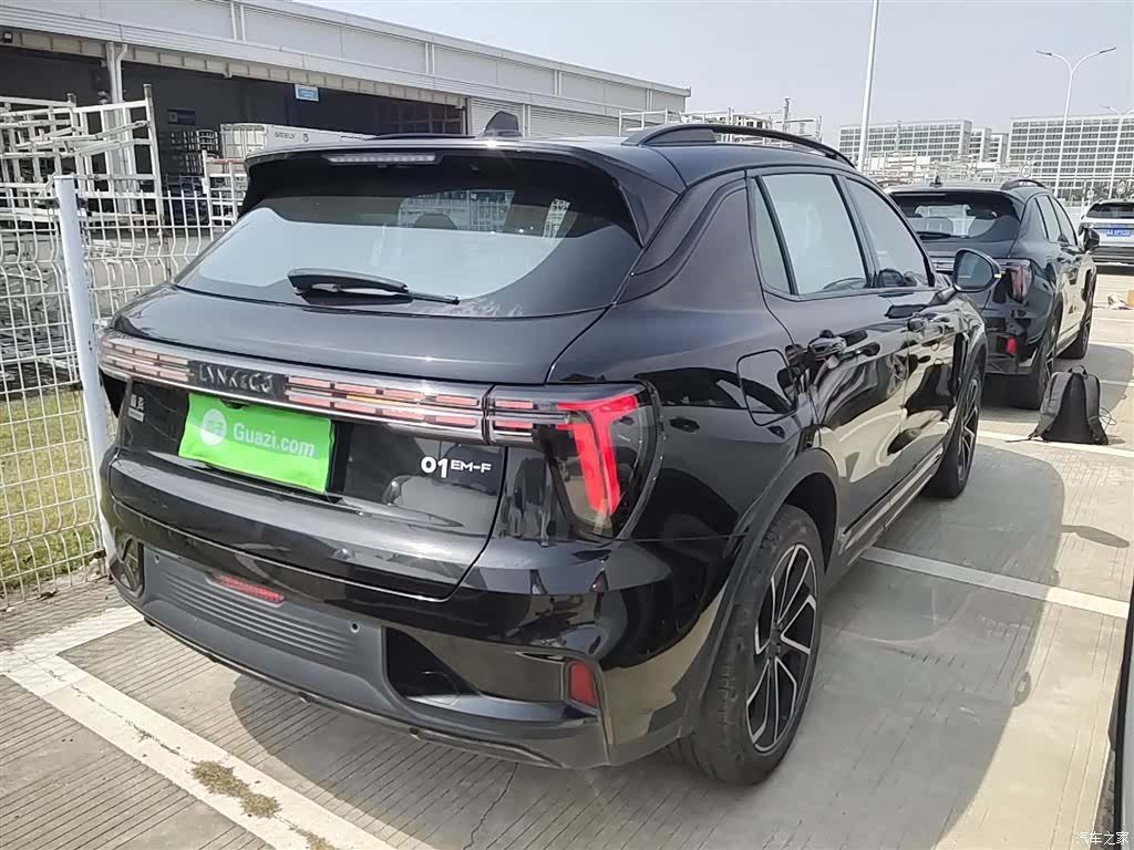 Lynk & Co 01, 2023 все фото