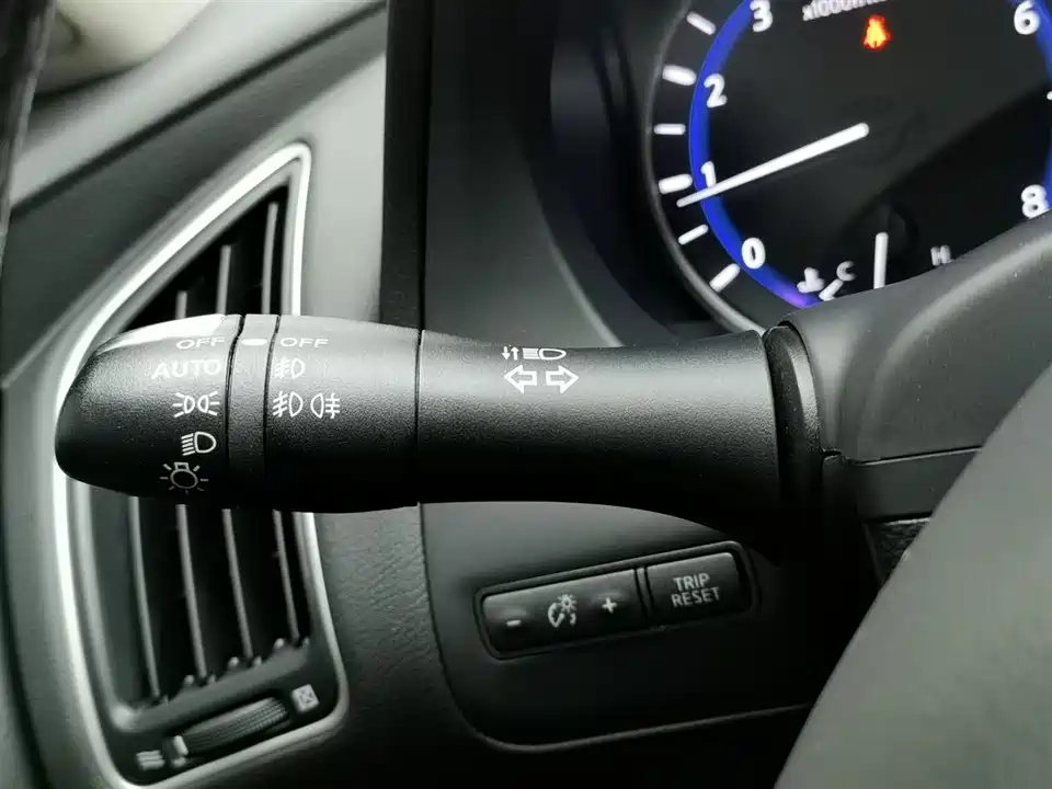 Infiniti Q50L Infiniti Q50L