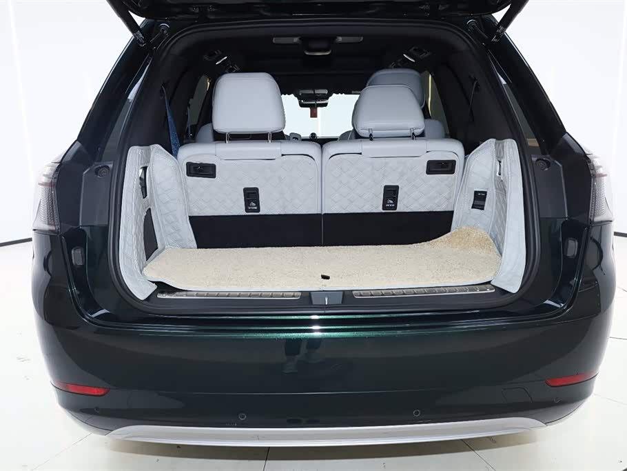 AITO Ask the world M9