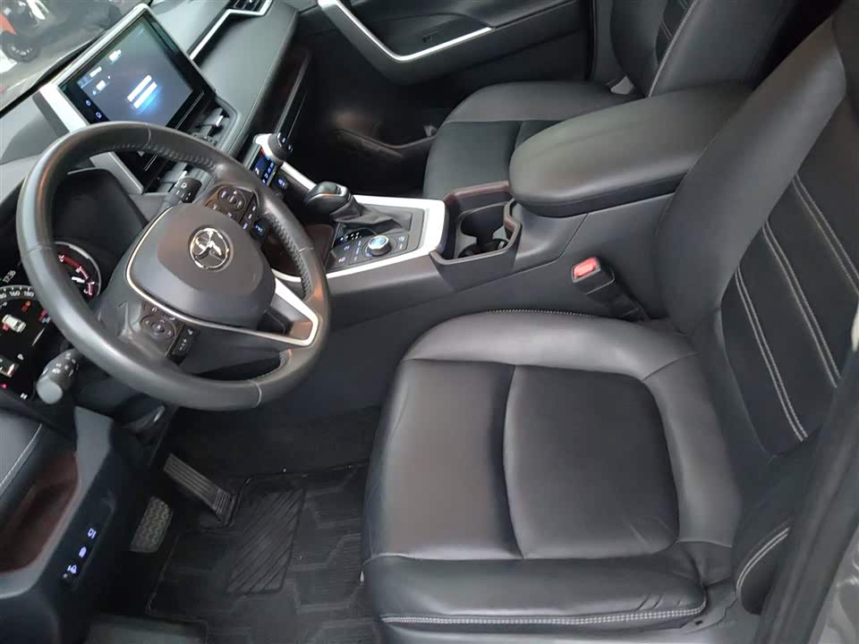 Toyota RAV4 Rongfang