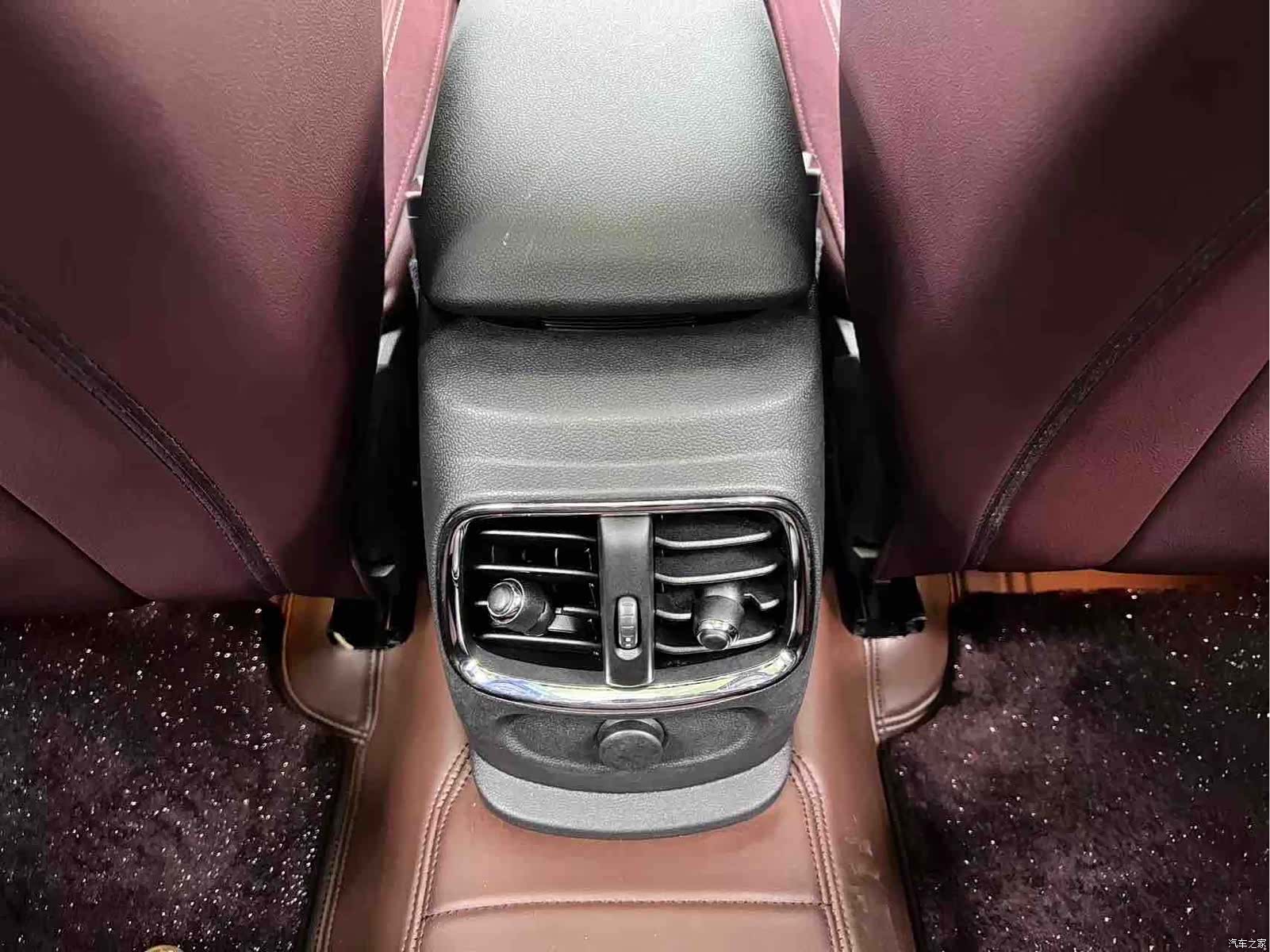 Mini Clubman, 2019 15