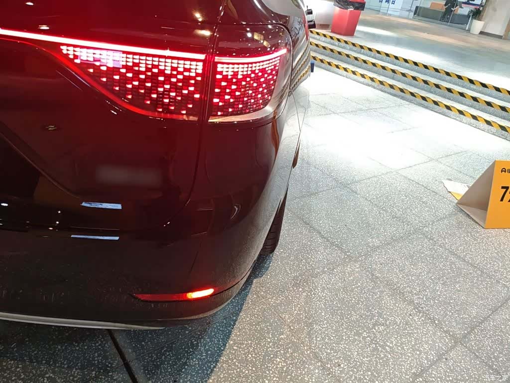 AITO M9, 2025 8