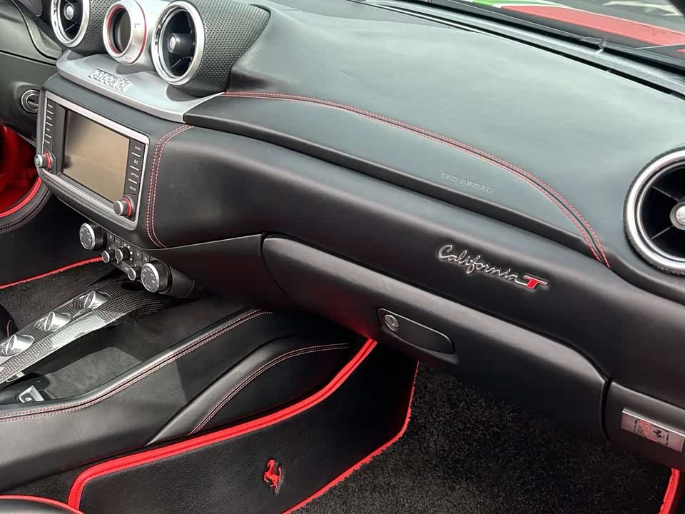 Ferrari California T