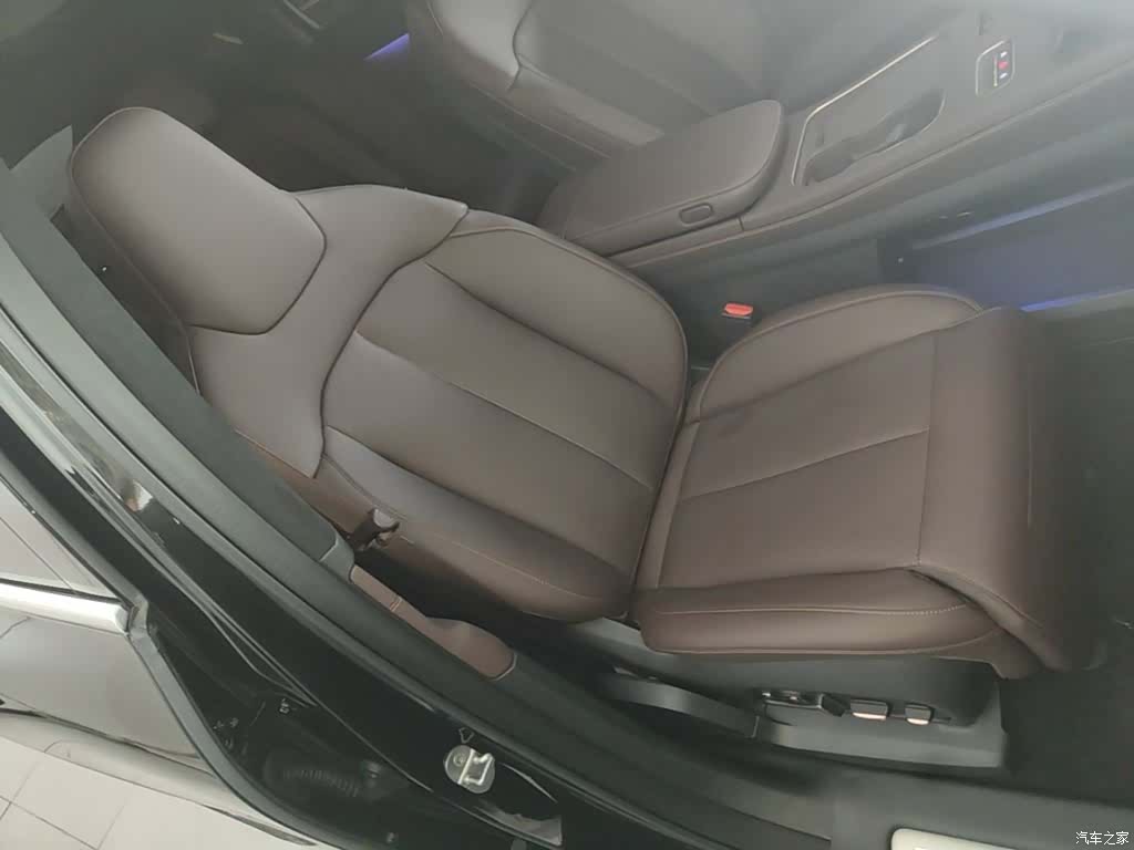 NIO EC7, 2025 25