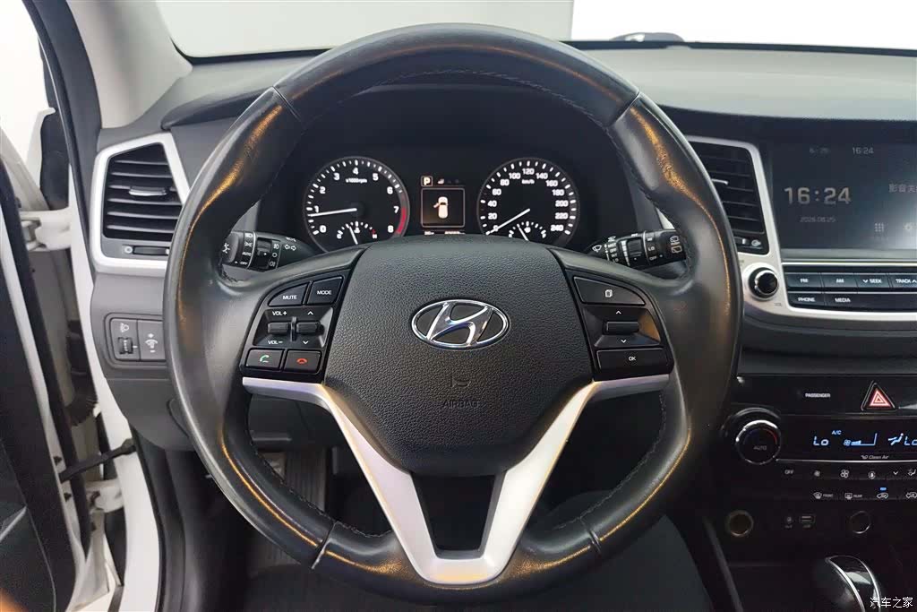 Hyundai Tucson, 2016 15