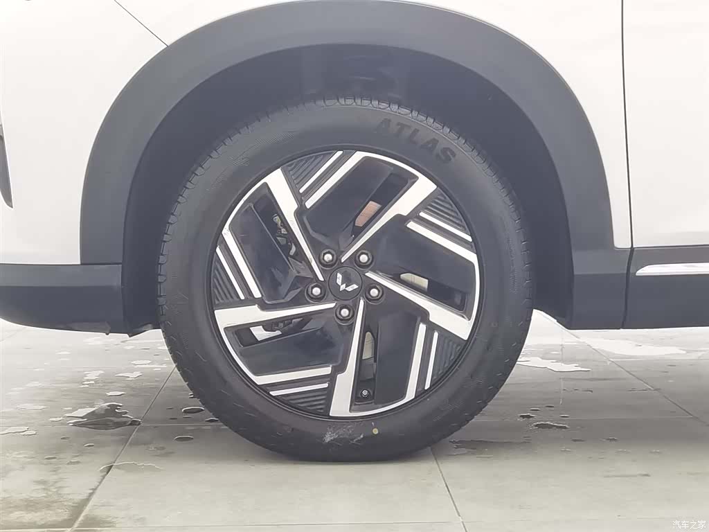 Wuling Starlight, 2024 17