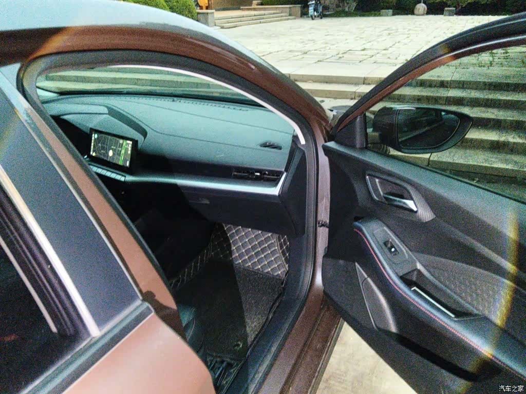 MG MG5, 2022 20