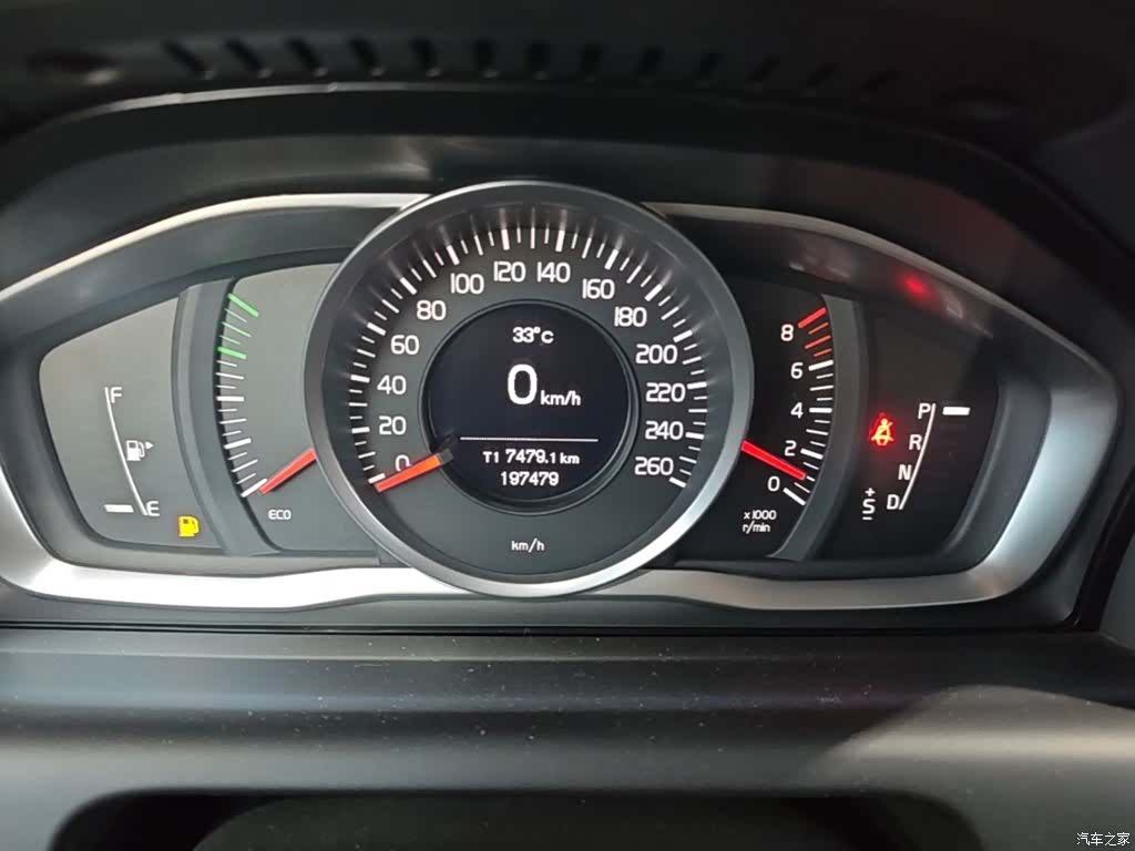 Volvo XC60, 2015 12