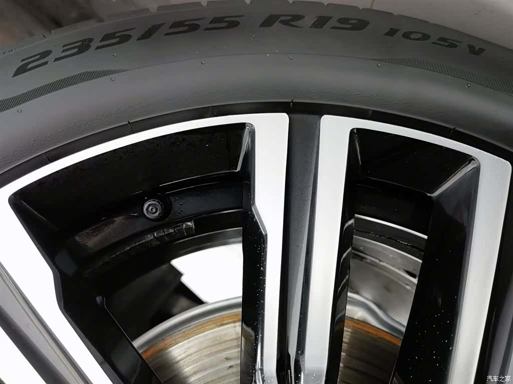 Volvo XC60, 2022 24