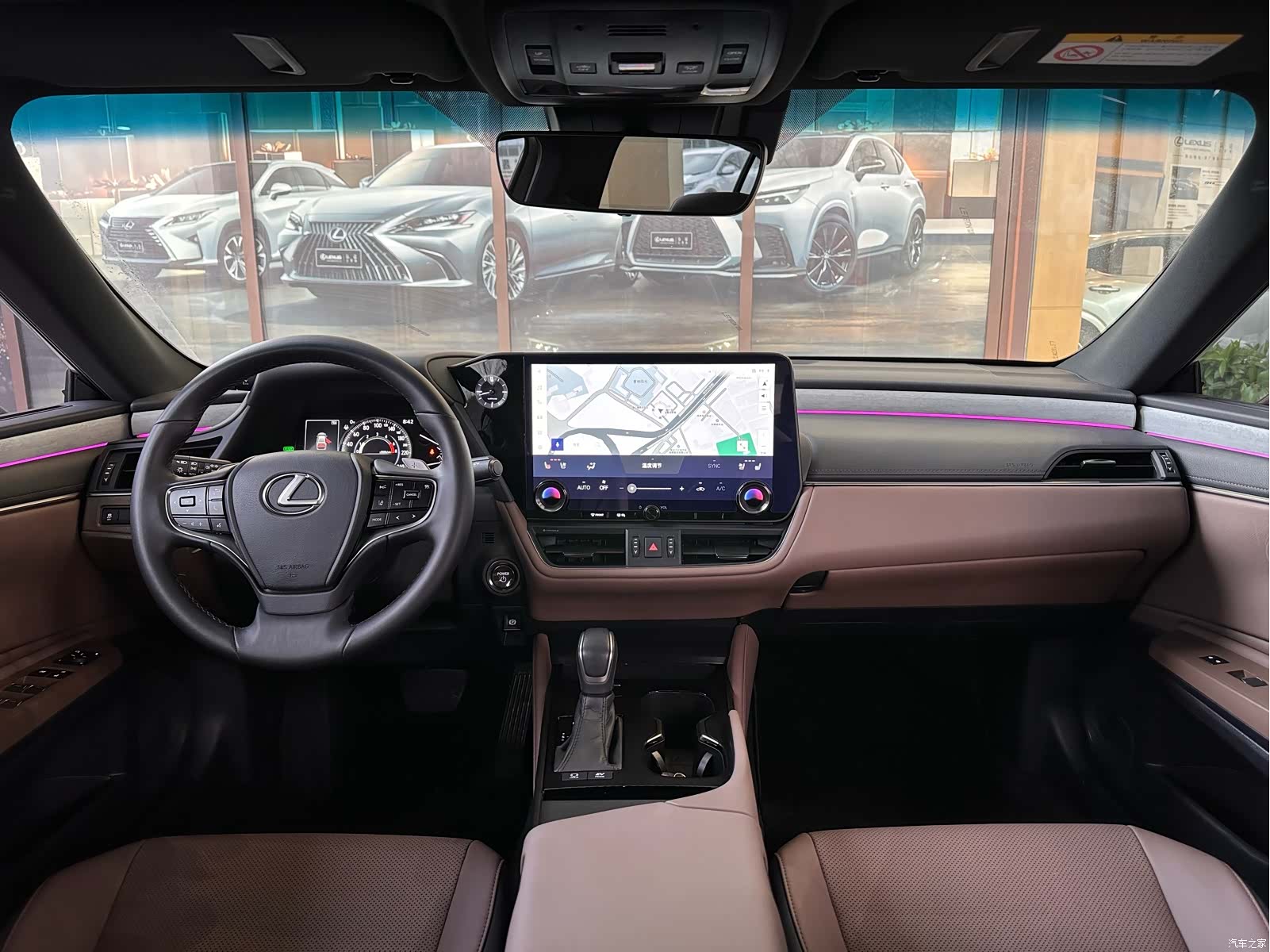 Lexus ES, 2025 все фото