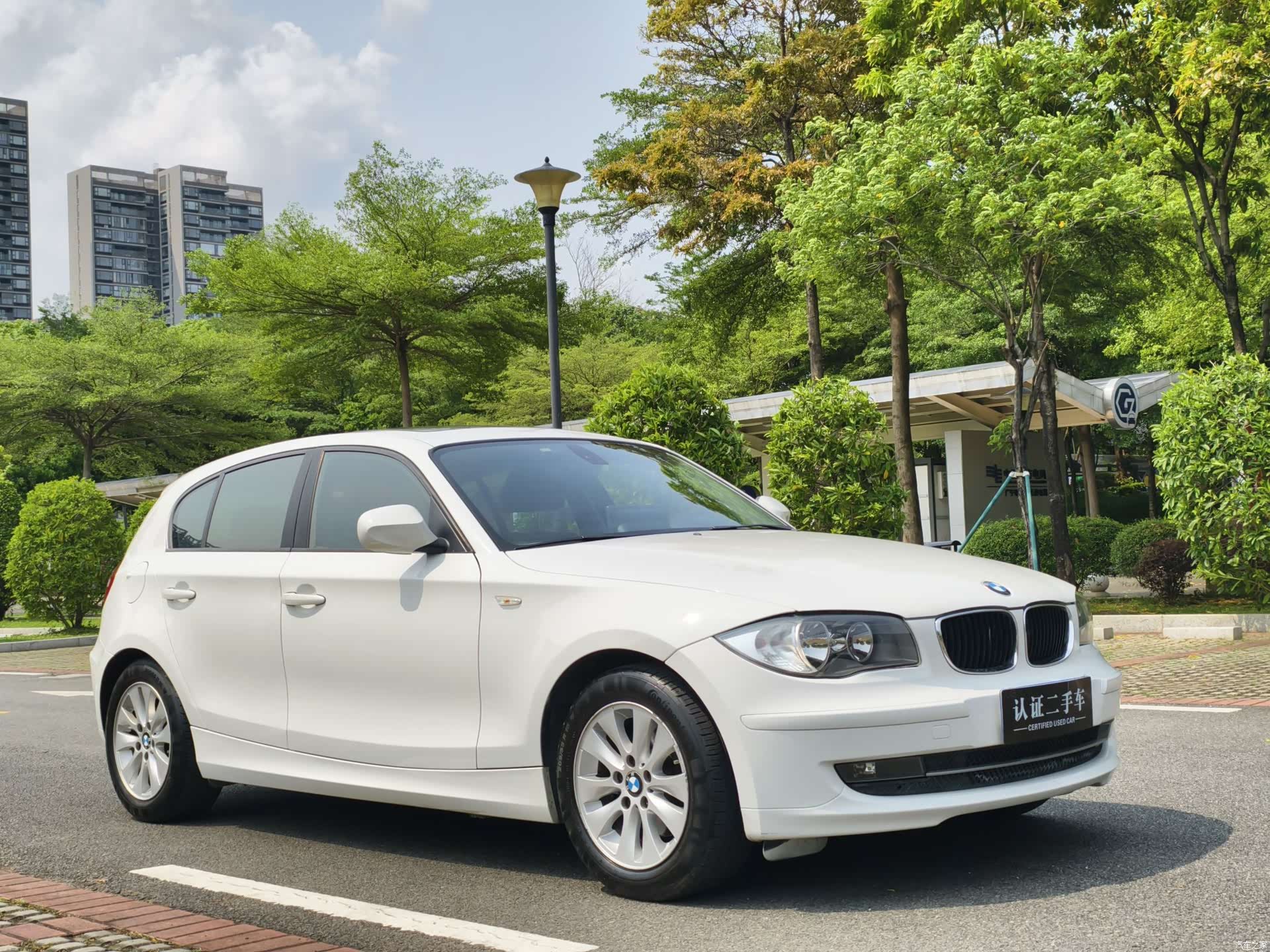 BMW 1 Series, 2011 4