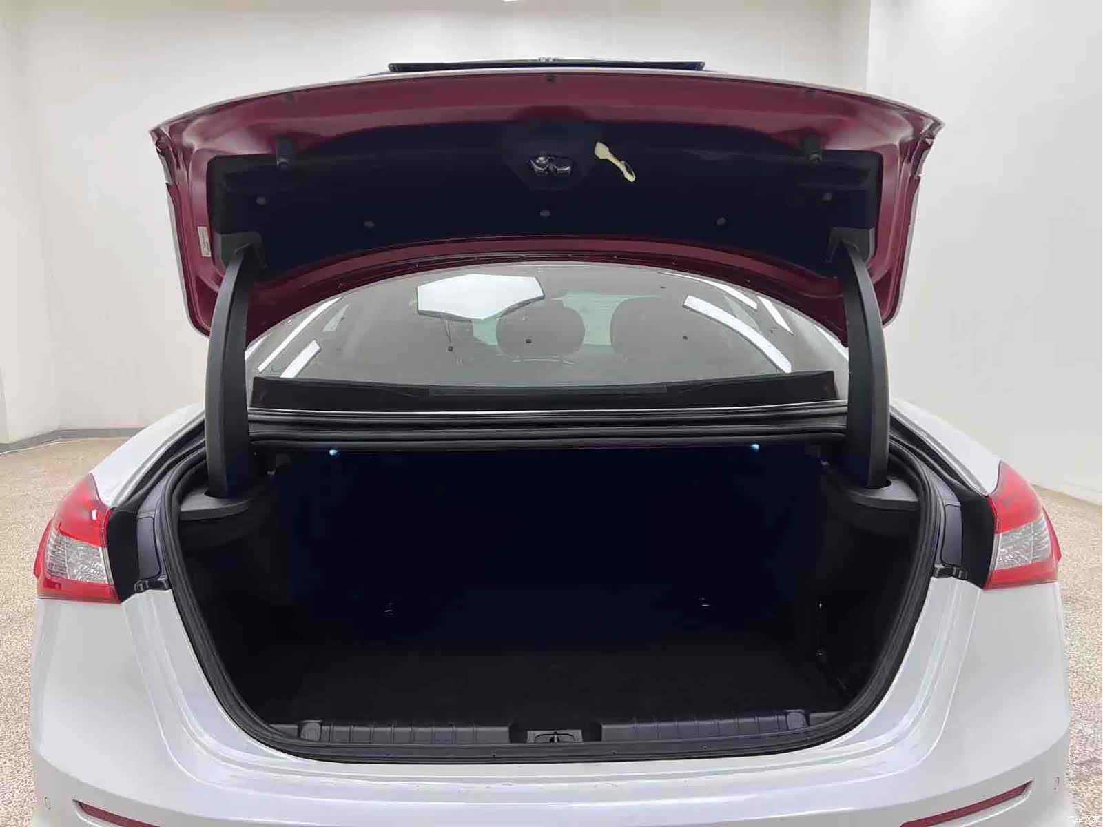 Maserati Ghibli, 2016 24