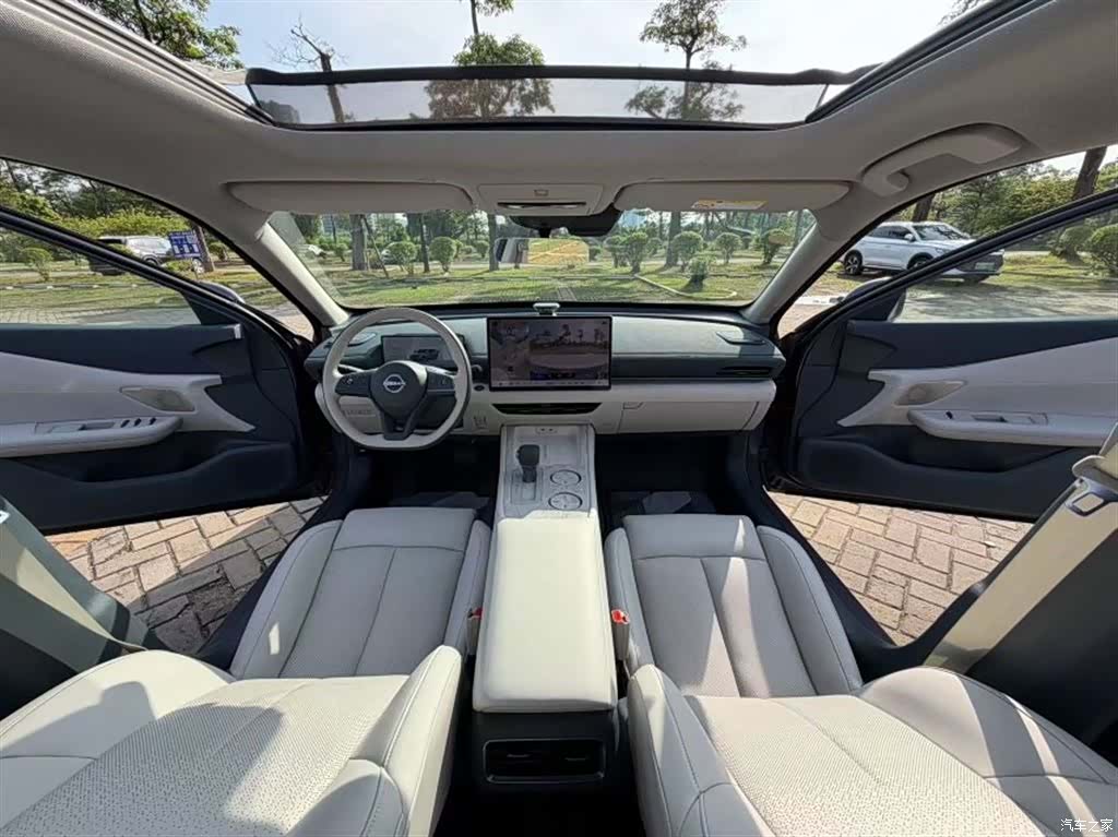Nissan Teana, 2025 4