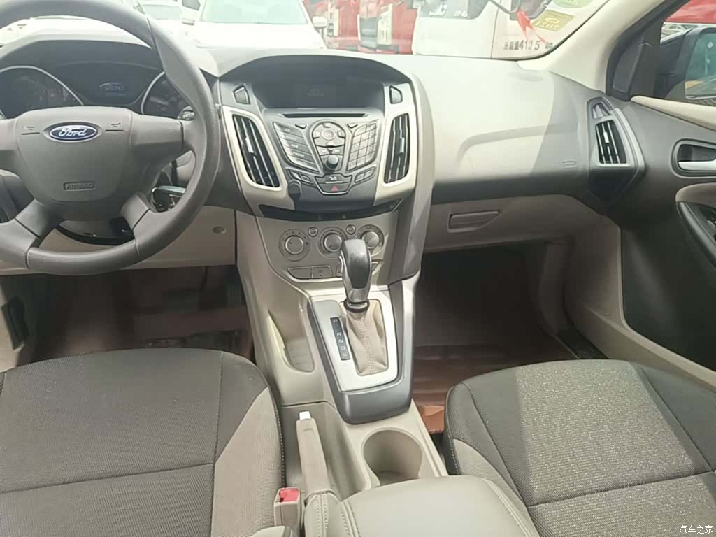 Ford Focus, 2014 14