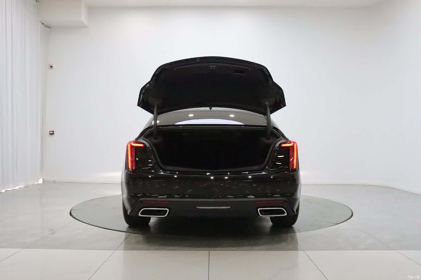 Cadillac CT5, 2023 9