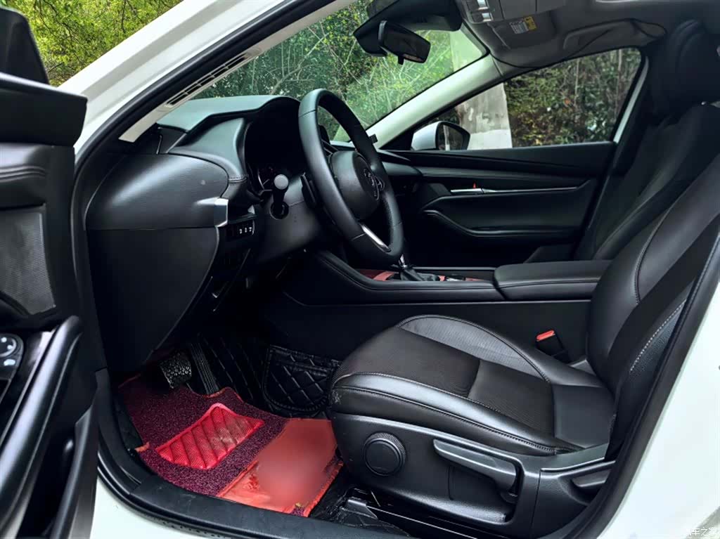Mazda Mazda3, 2023 21