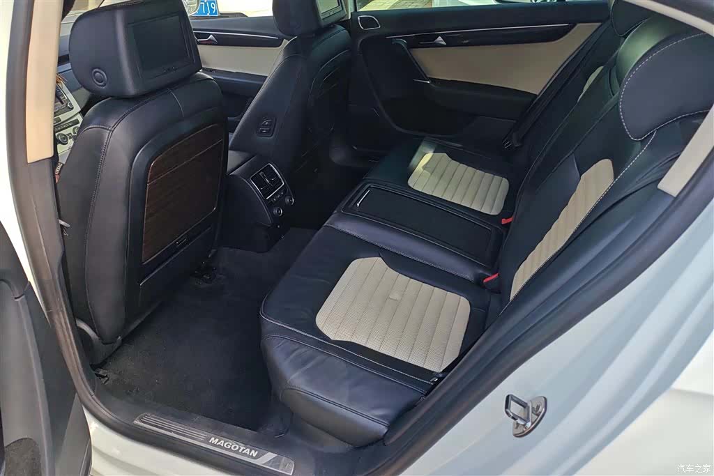 Volkswagen Magotan, 2015 11