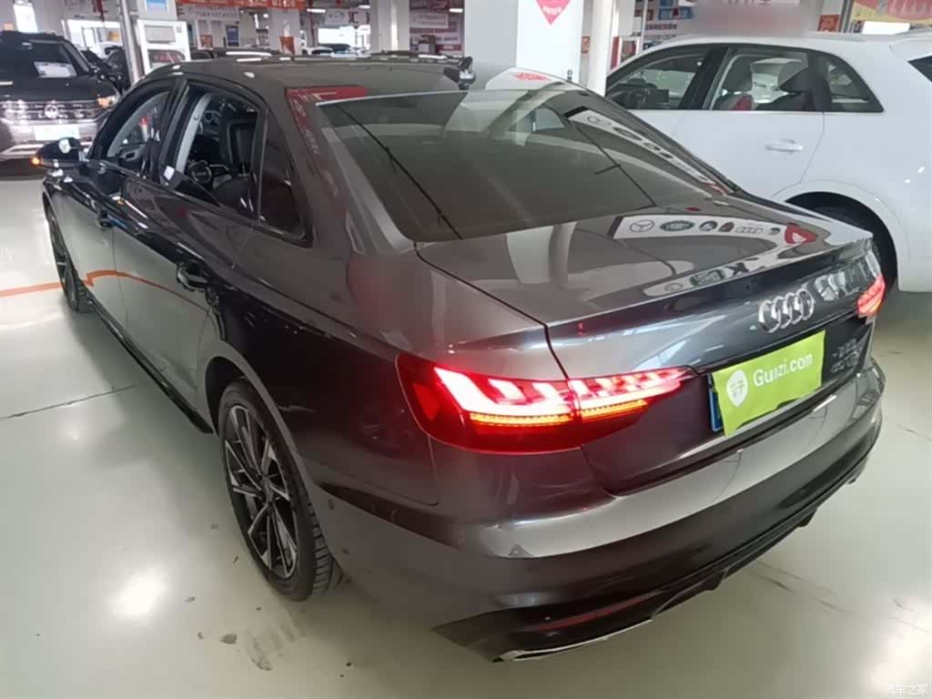Audi A4L, 2023 все фото
