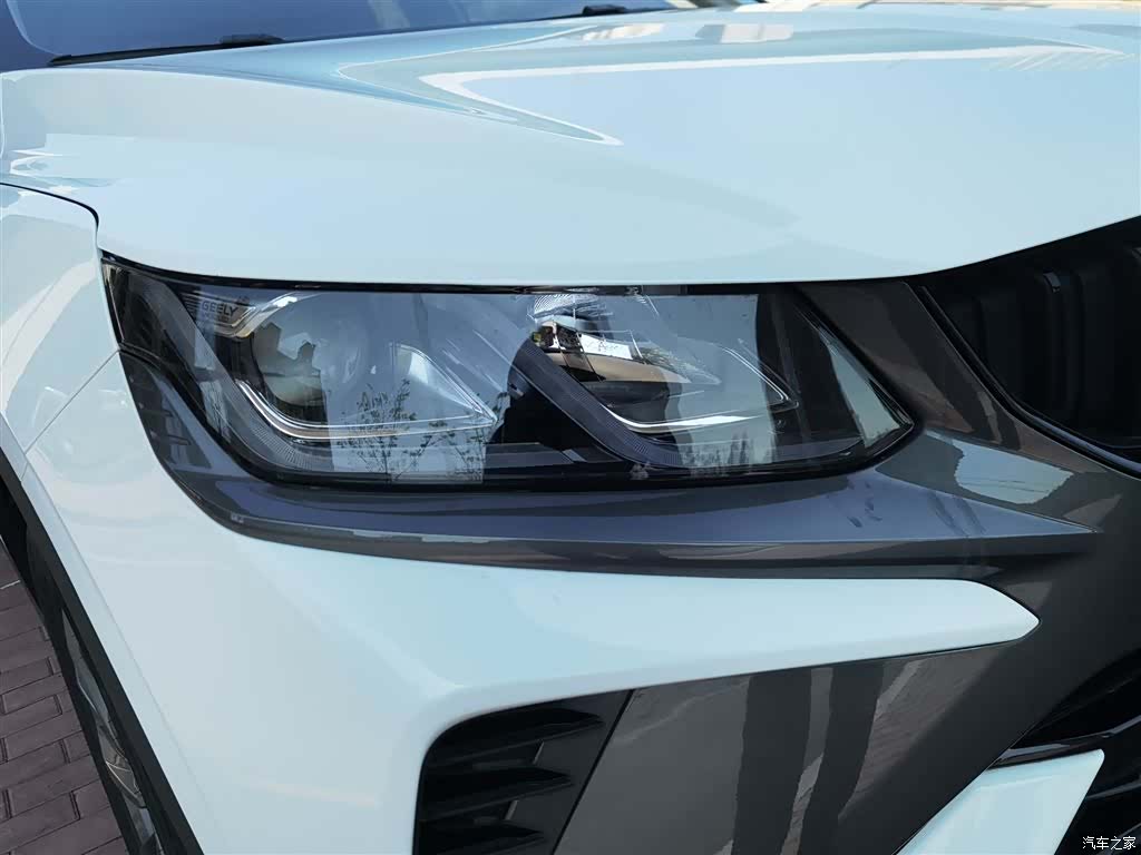 Geely Coolray, 2024 9