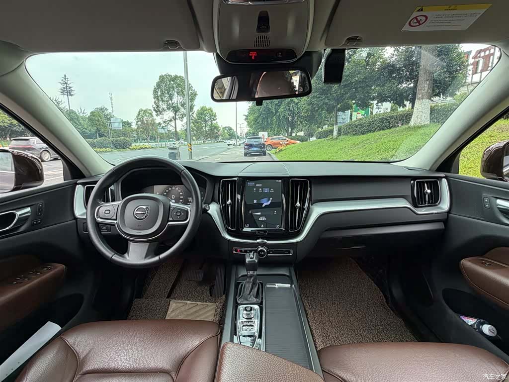 Volvo XC60, 2019 11