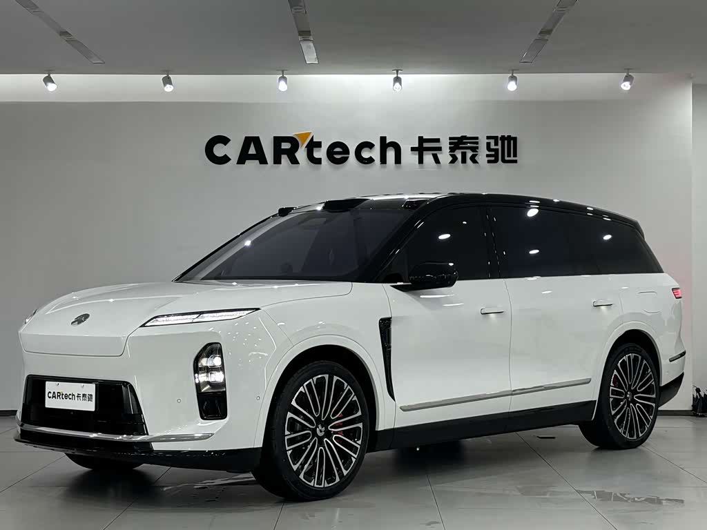 NIO ES8