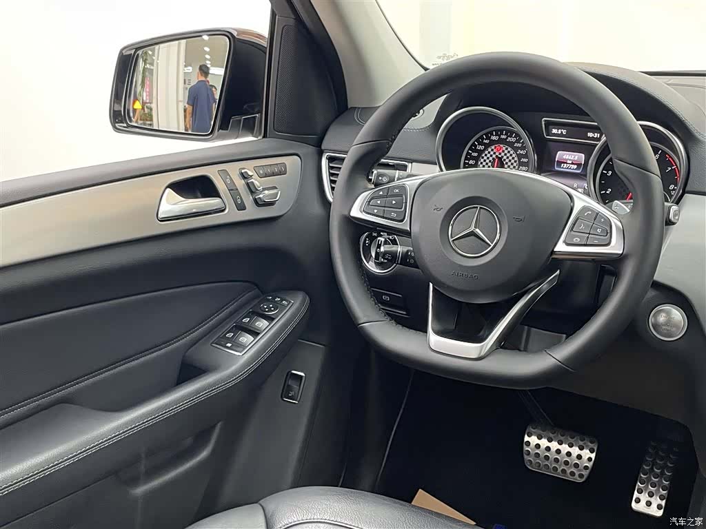 Mercedes-Benz GLE, 2018 29