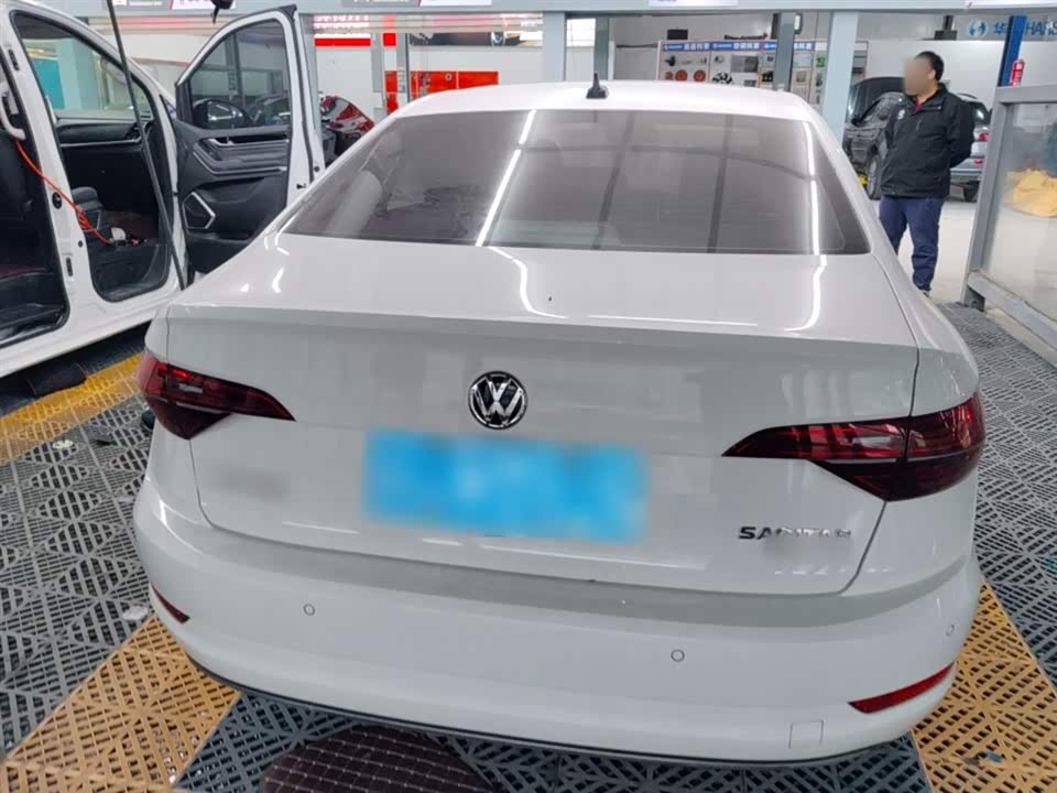 Volkswagen Sagitar