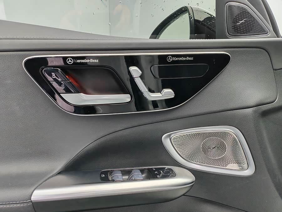 Mercedes-Benz C-Class 2024, фото 17