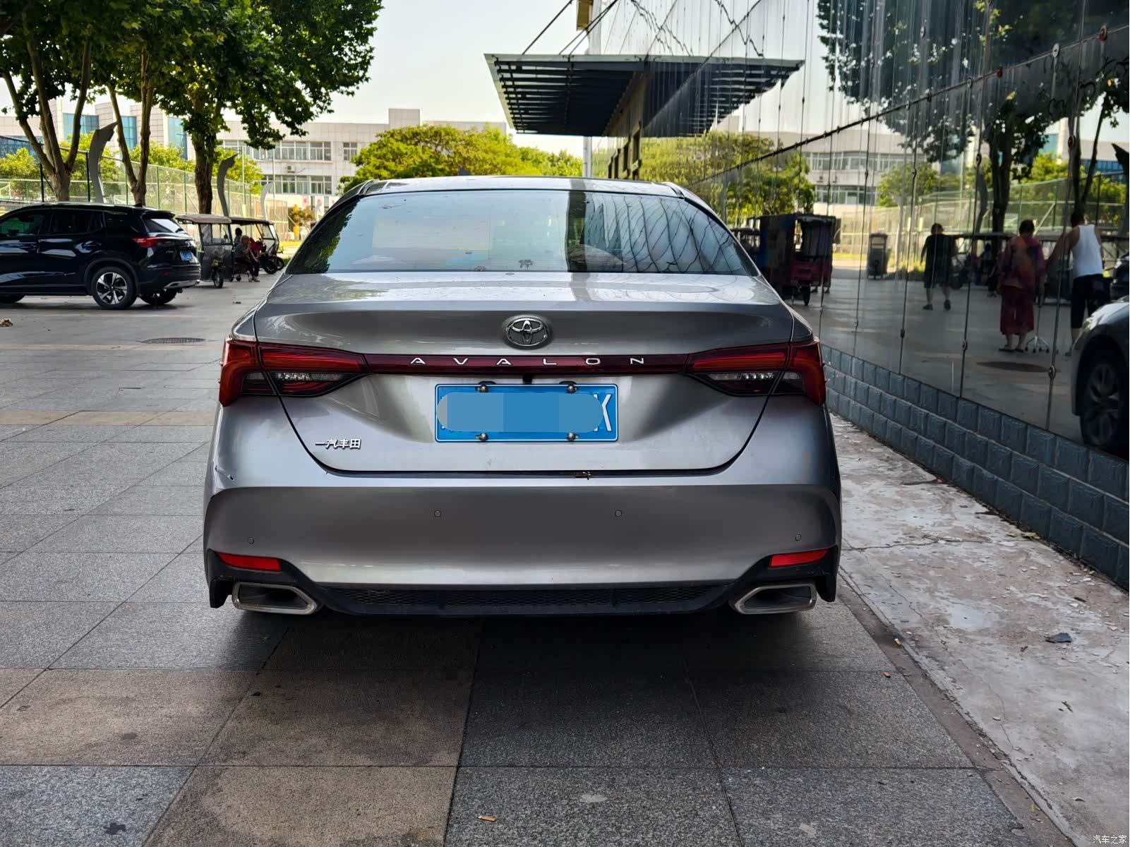 Toyota Avalon, 2020 3