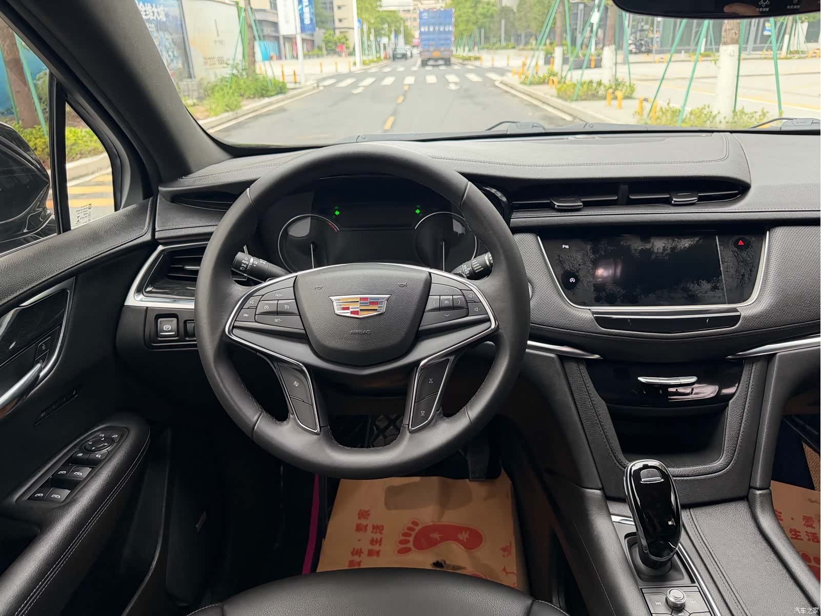 Cadillac XT5, 2020 все фото