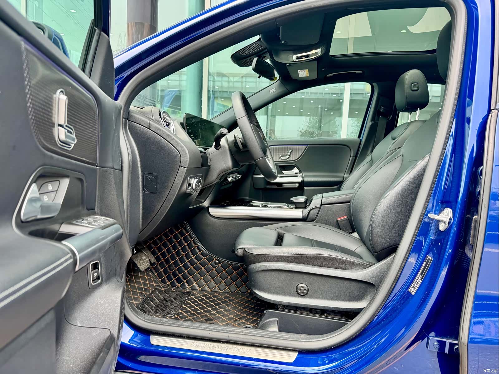 Mercedes-Benz GLA, 2023 4