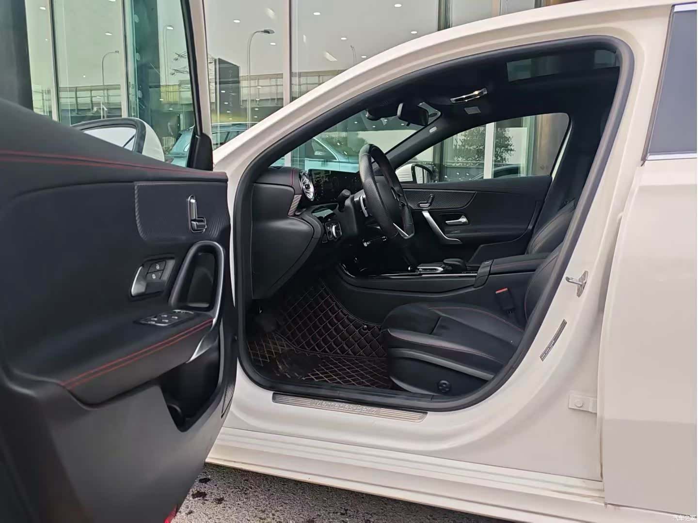 Mercedes-Benz A-Class, 2023 4