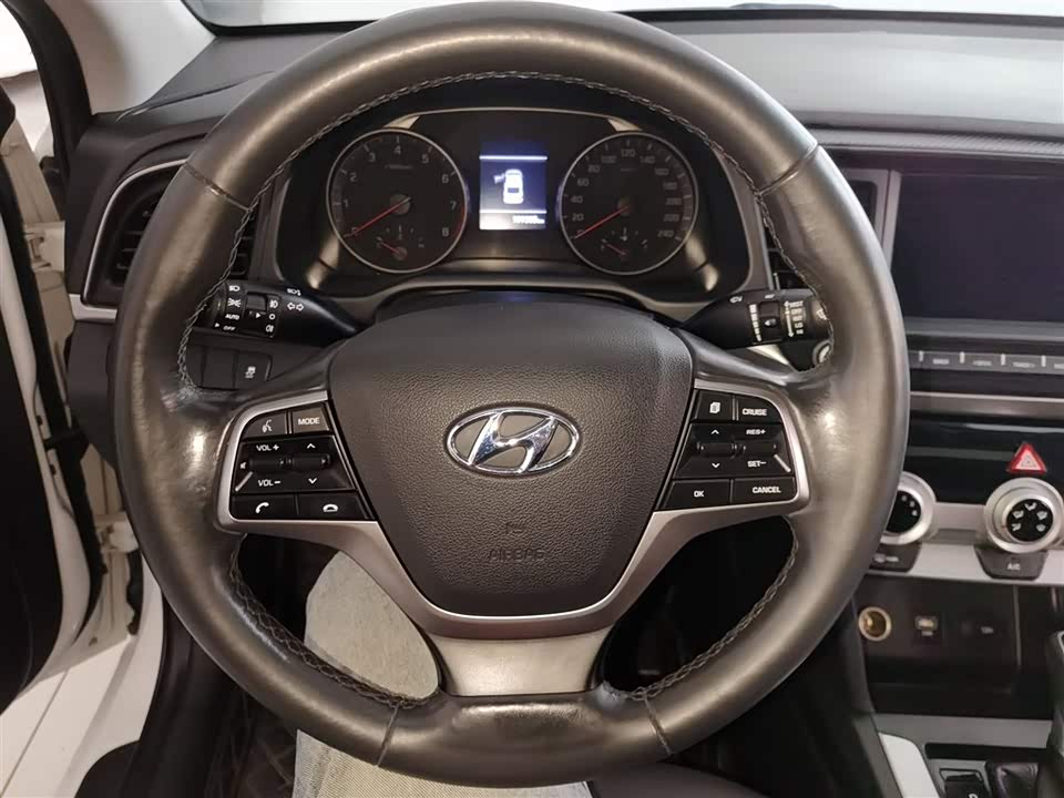 Hyundai Lead