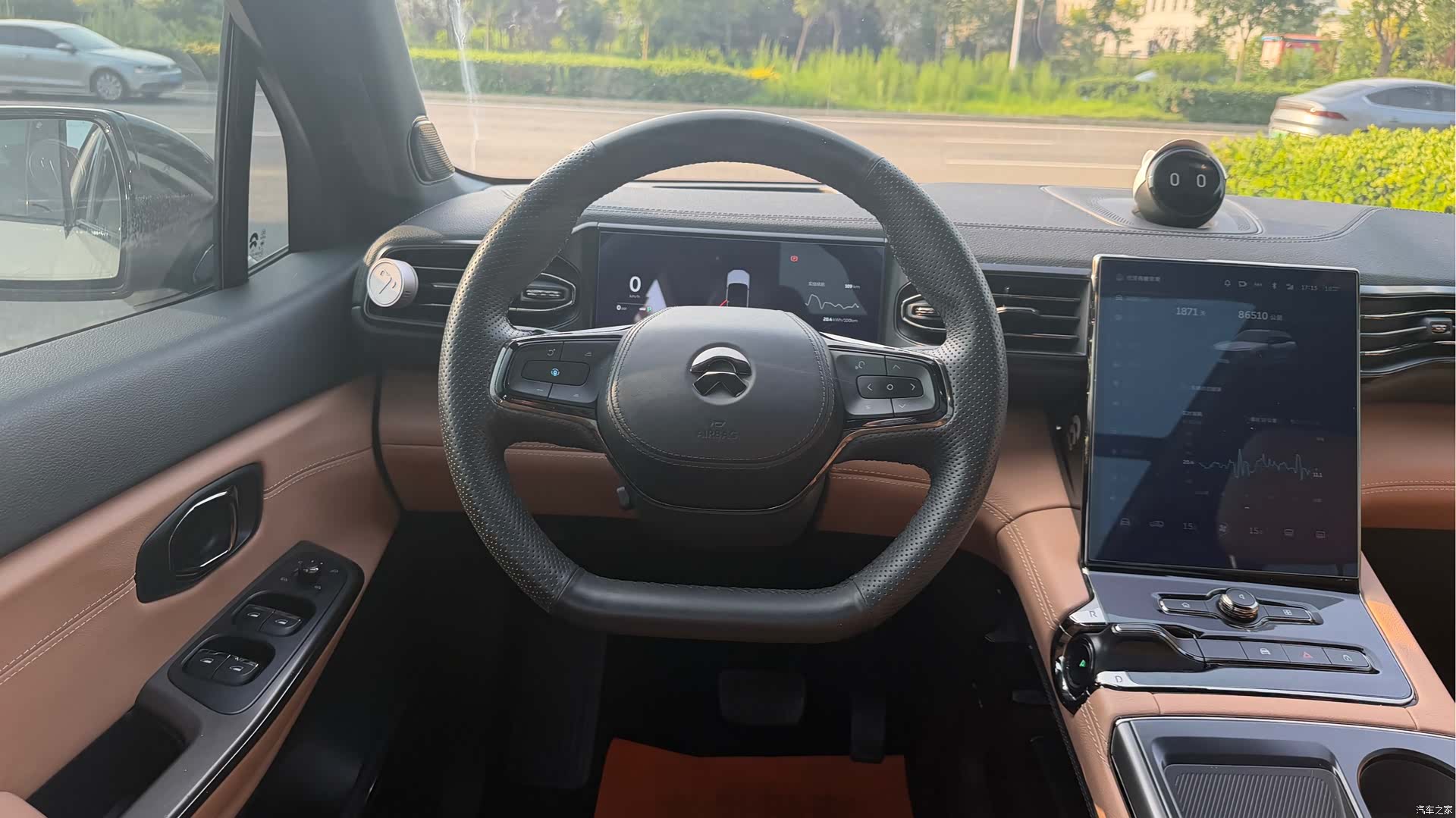 NIO ES8, 2021 12