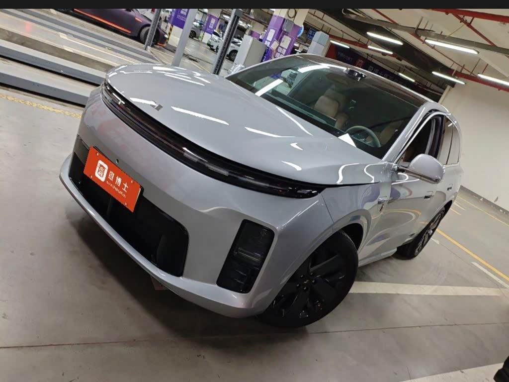 Li Auto L6