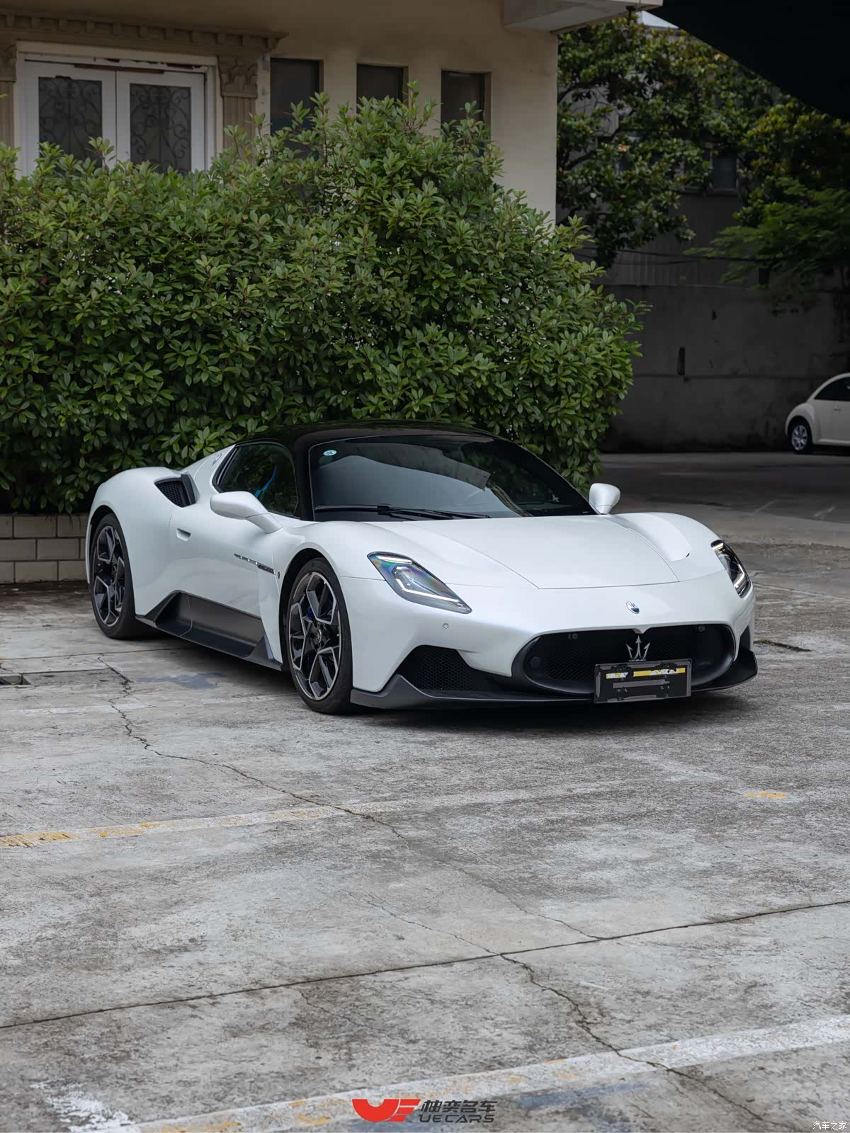 Maserati MC20, 2023 3