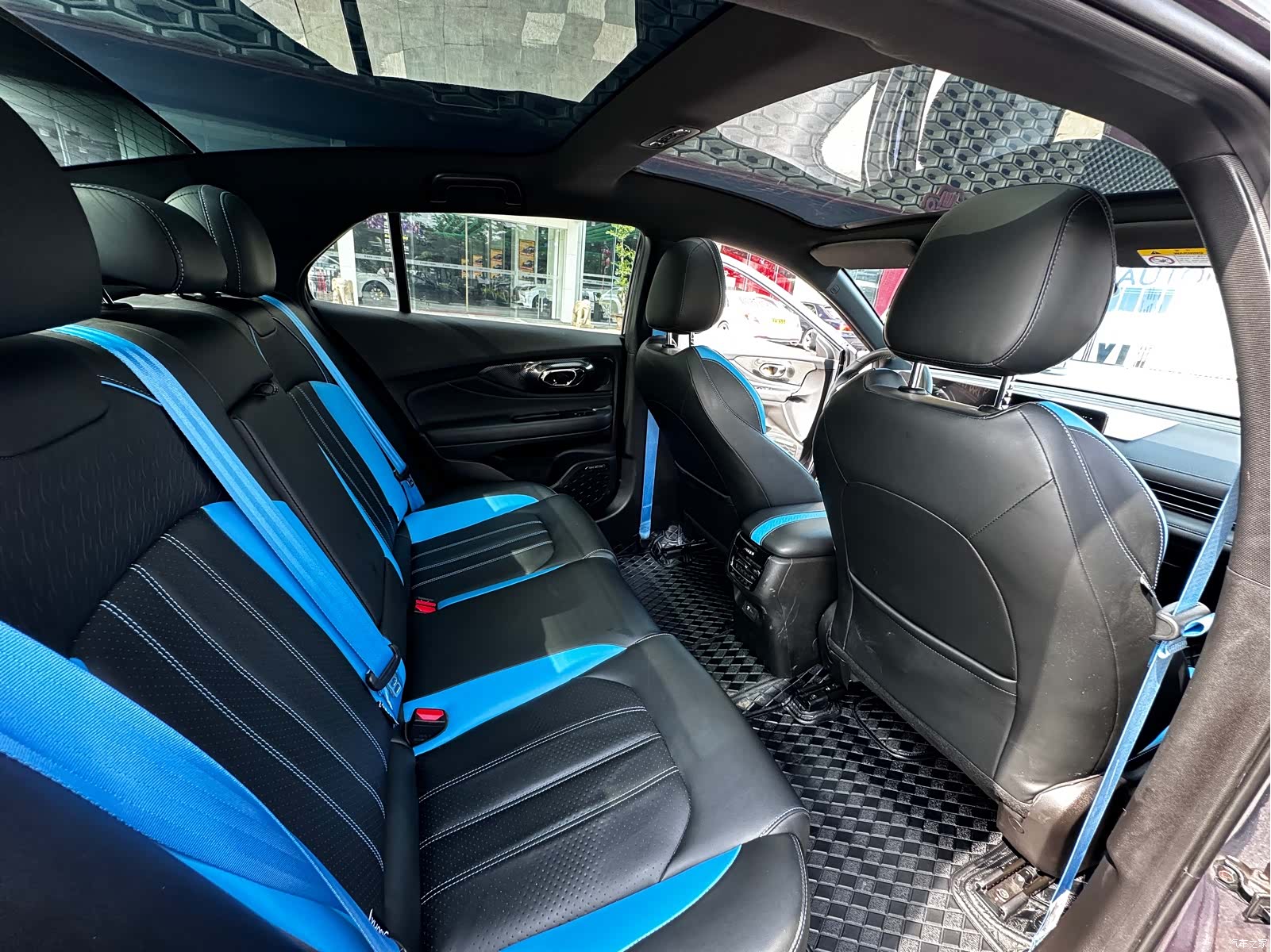 Geely Galaxy Empow, 2023 11