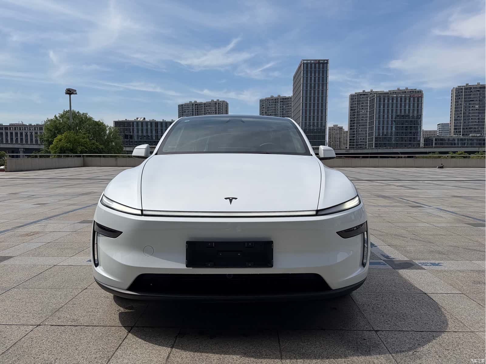 Tesla Model Y, 2026 2