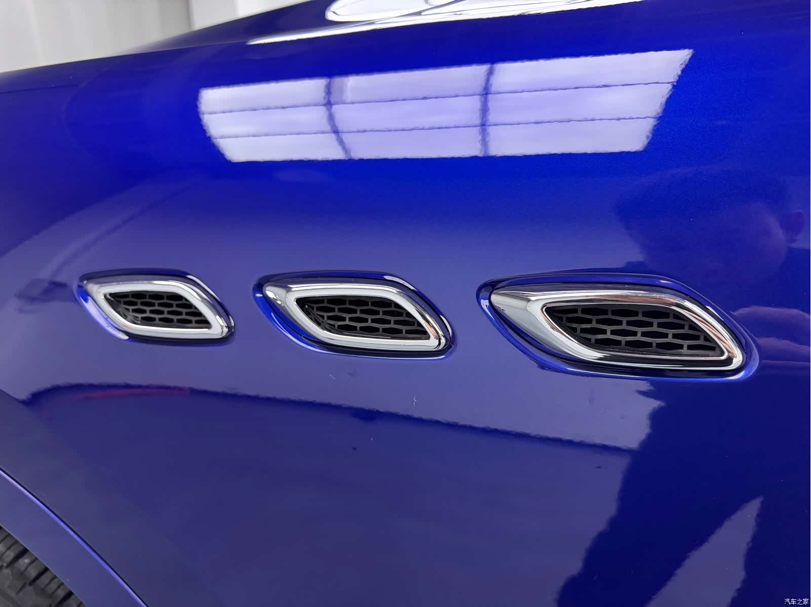 Maserati Levante, 2017 10