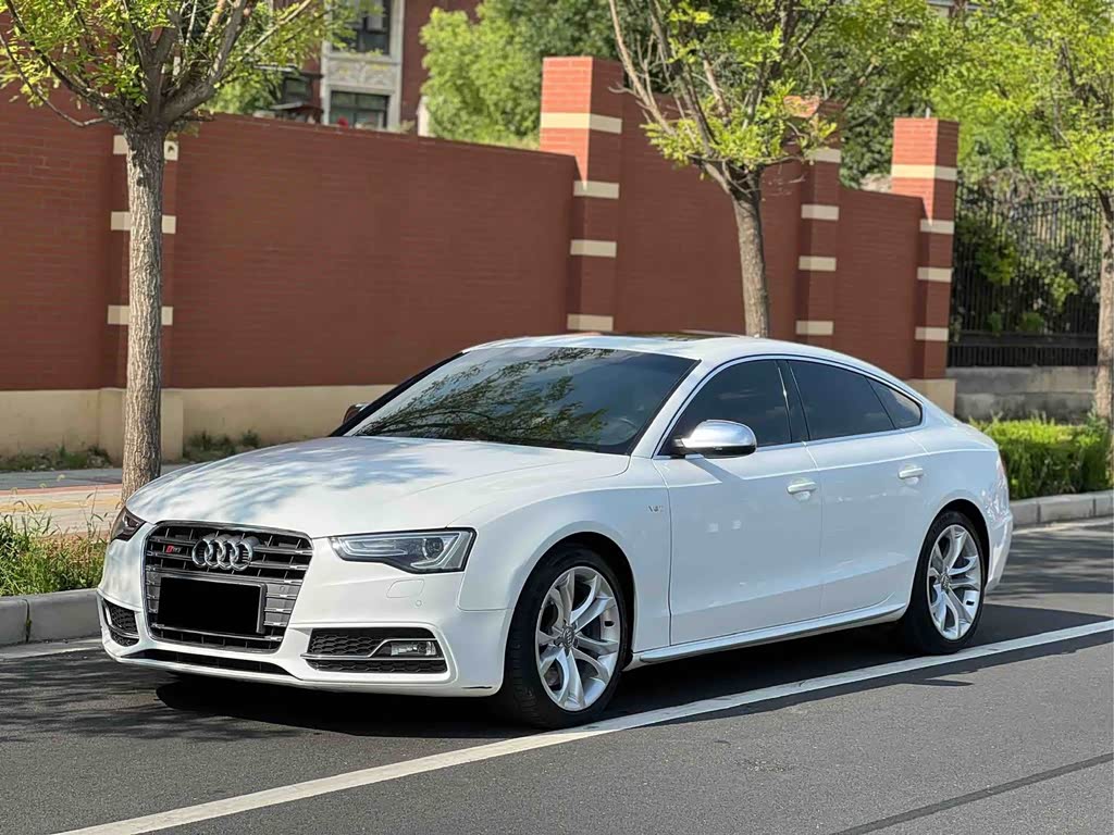 Audi S5
