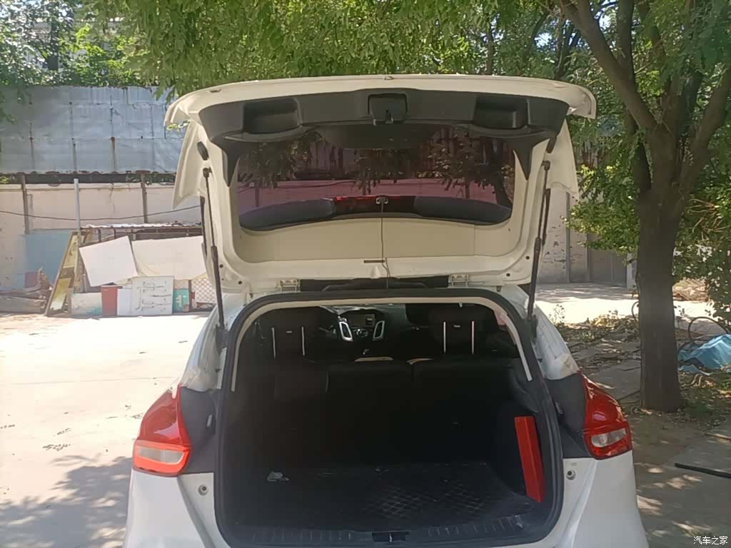 Ford Focus, 2016 19