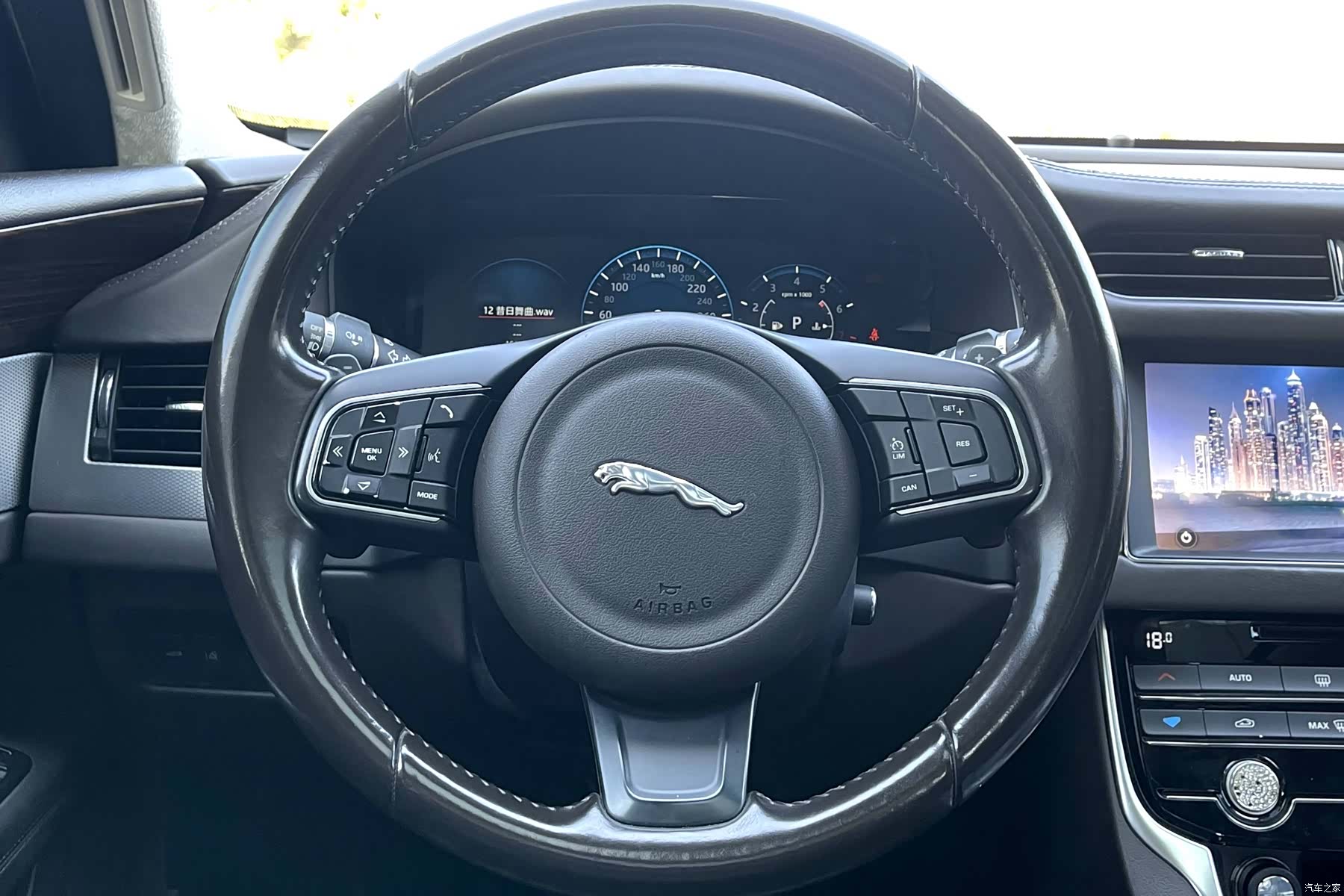 Land Rover XFL, 2017 11