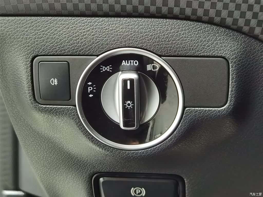 Mercedes-Benz A-Class, 2018 21