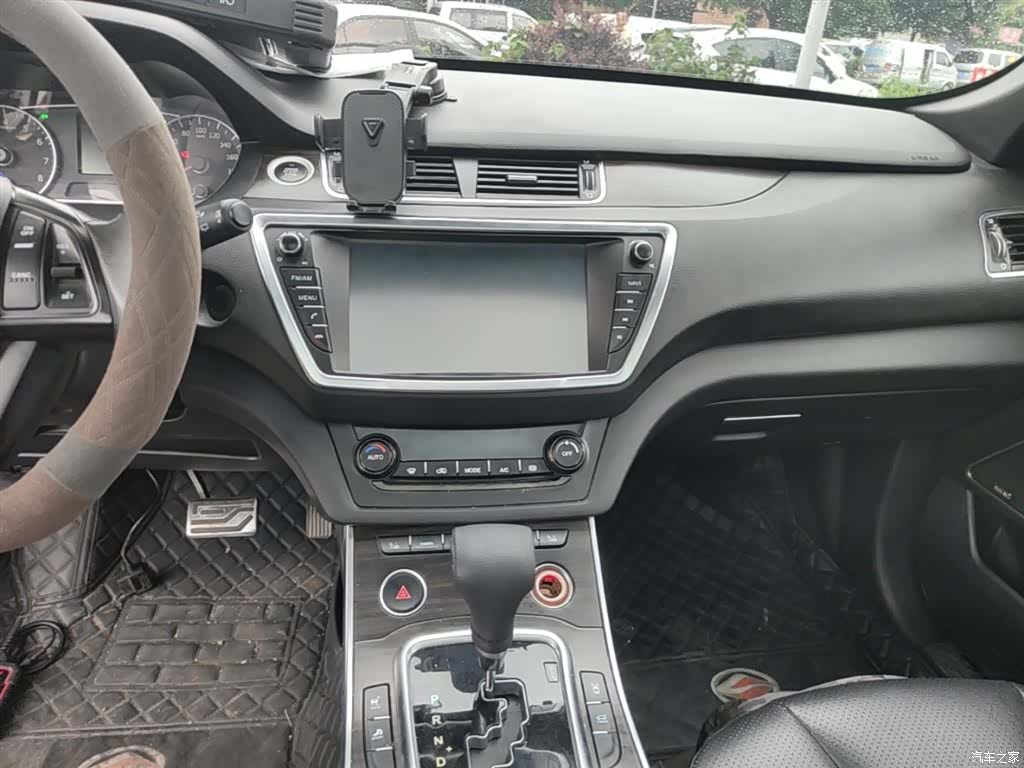 Landwind X7, 2015 13